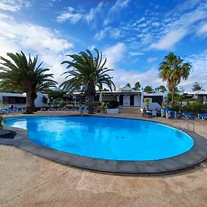  Apartment Playa Bastian - Piscina Climatizada - Wifi - Playa 1 Min.