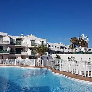  Apartment Lanzarote Apartment: Beachfront Oasis In